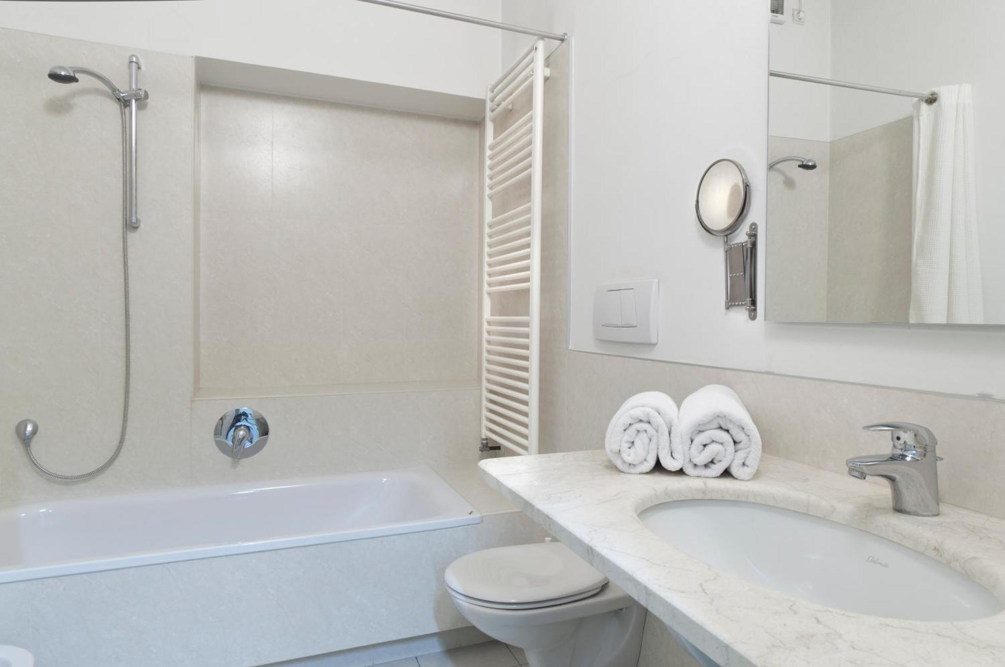Residence Fink Central Apartments Bozen Exterior foto