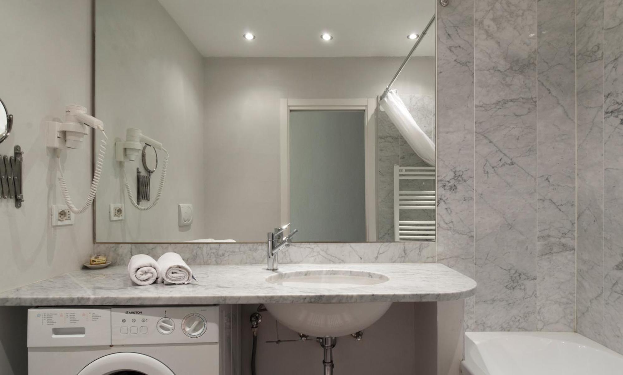 Residence Fink Central Apartments Bozen Exterior foto